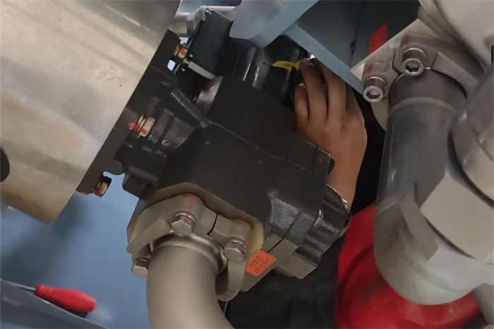 钢厂油液在线监测系统