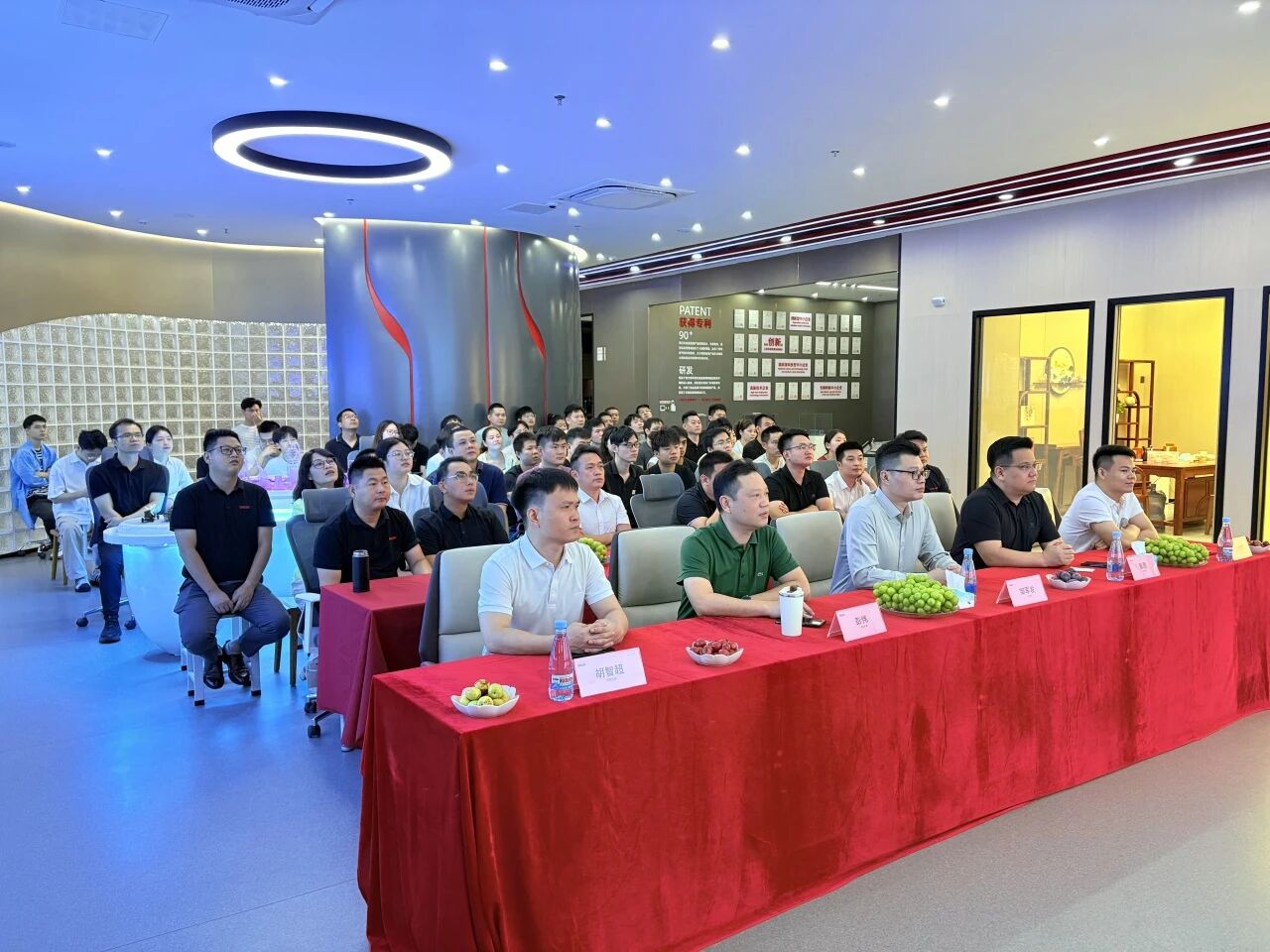 9.3从阅兵看中国智造底气！博亿堂官网以油品监测实力护航 “国之重器”