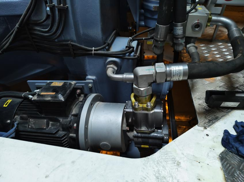 齿轮箱油液监测：提升工业设备运行效率的关键技术