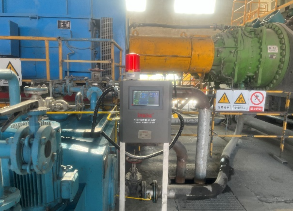 新疆中材水泥磨辊压机减速机在线油液监测系统应用案例