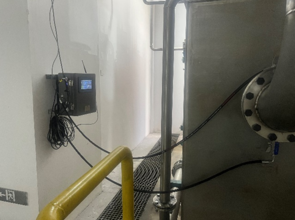 广西仙鹤新材料3P靴压油站在线油液监测系统应用案例 图4