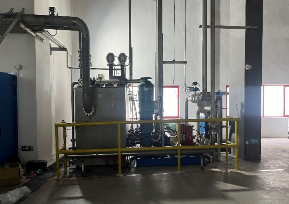 广西仙鹤新材料3P靴压油站在线油液监测系统应用案例 图1